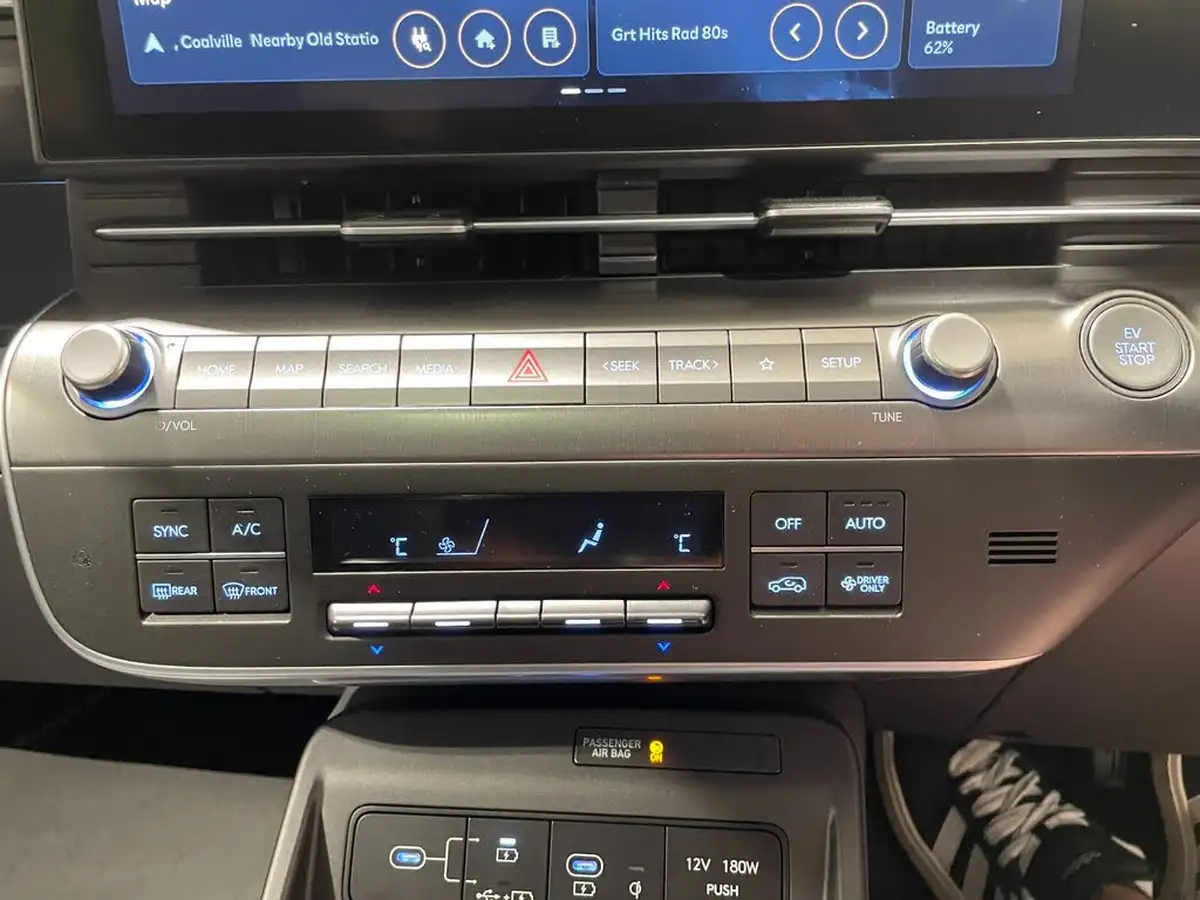 2024-hyundai-kona-e-ultimate-218ps-65kwh-big-15