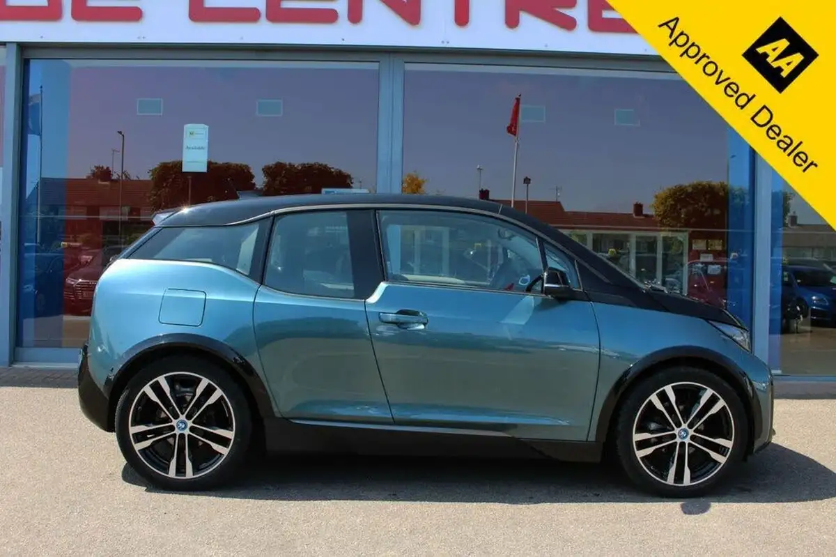 2022-bmw-i3-e-120-ah-s-big-1