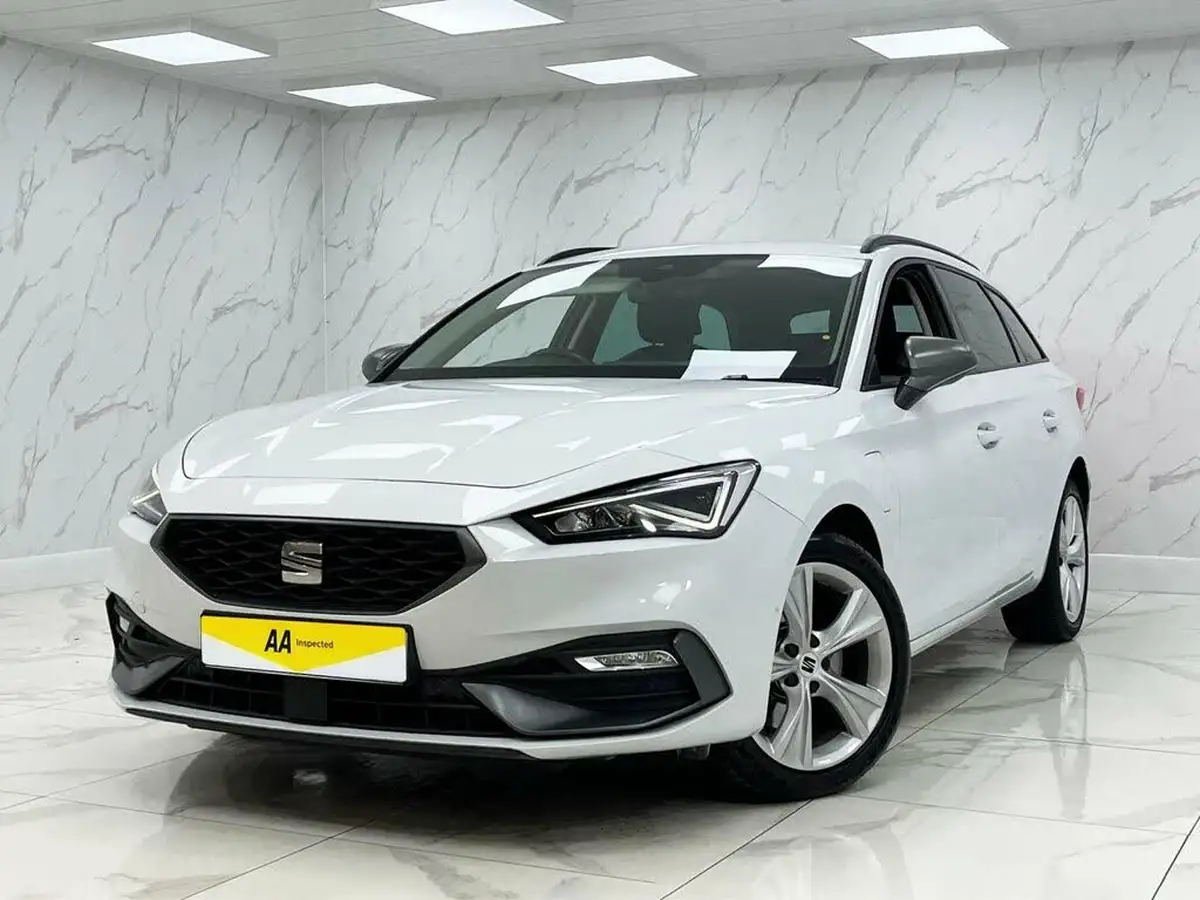 2022-seat-leon-14-e-hybrid-fr-estate-big-3