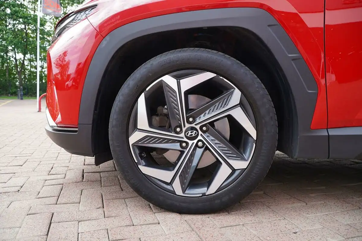 2022-hyundai-tucson-16-t-gdi-ultimate-150ps-big-34