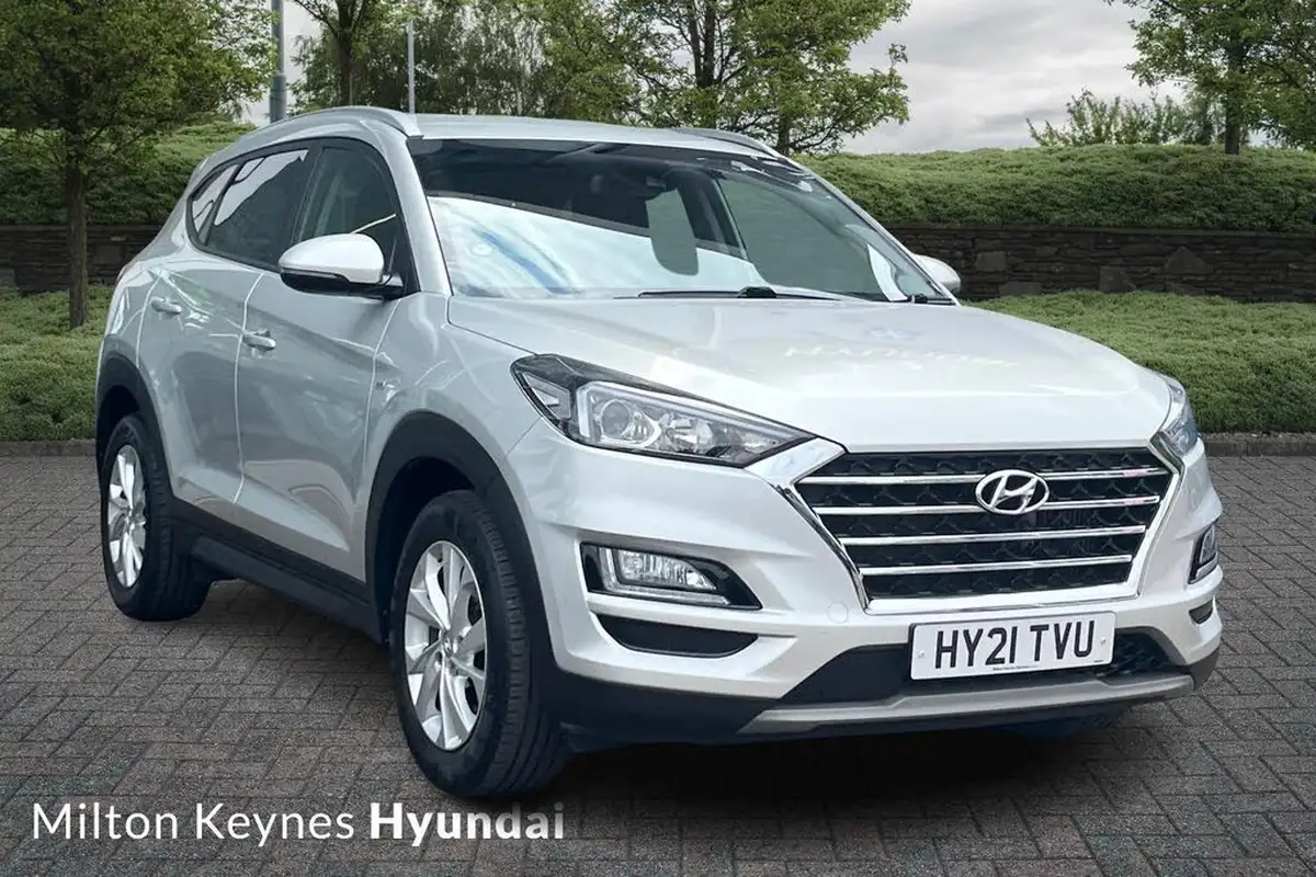2021-hyundai-tucson-16crdi-se-nav-136ps-dct-big-0