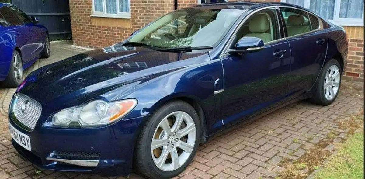 2010-jaguar-xf-30td-luxury-big-1