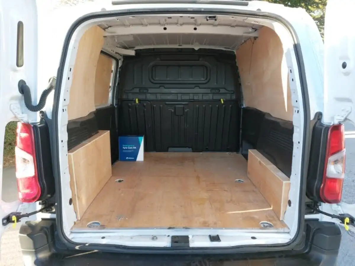 2023-citroen-berlingo-15-bluehdi-1000-enterprise-edition-100pseu6d-big-7