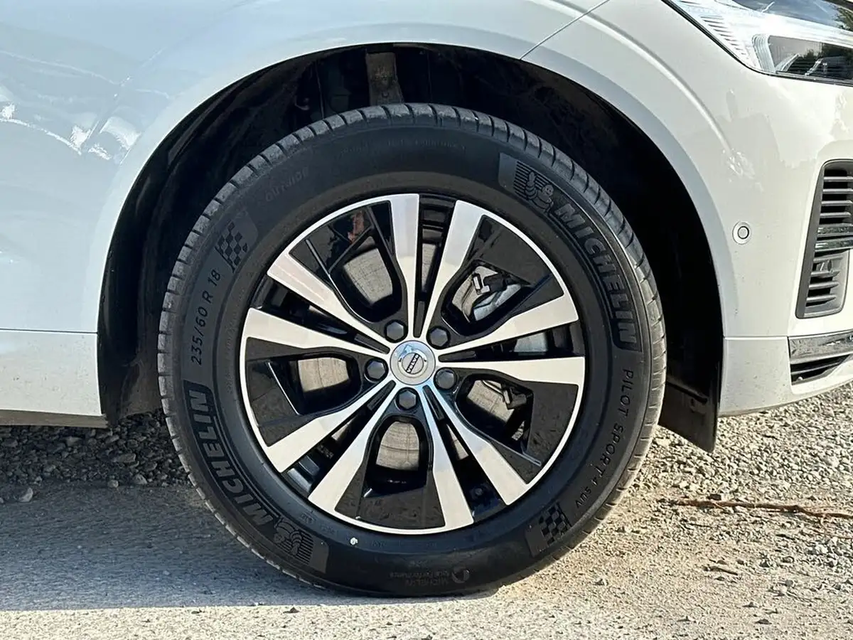 2022-volvo-xc60-20-t6-inscription-expression-350bhp-plug-in-hybrid-big-14