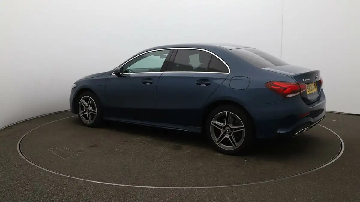 2021-mercedes-benz-a-class-13-a250e-amg-line-saloon-4d-big-35
