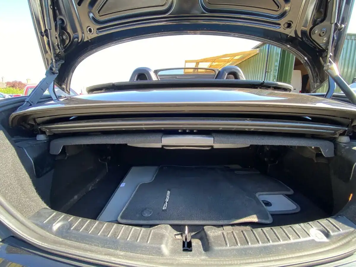 2014-mercedes-benz-slk-21td-slk250-amg-sport-big-48
