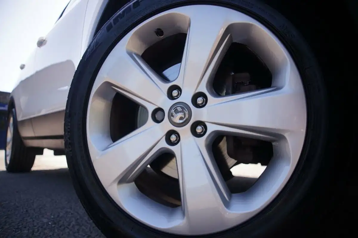 2014-vauxhall-mokka-16-tech-line-big-29