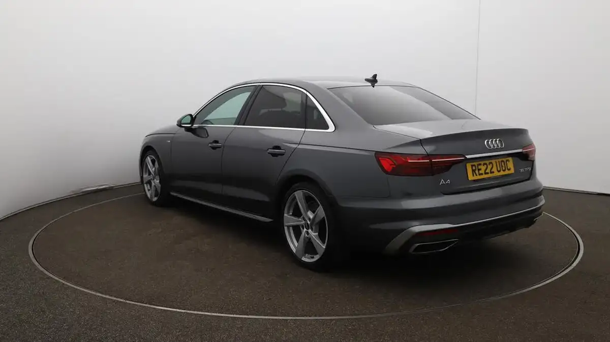 2022-audi-a4-20-35-tfsi-s-line-tronic-big-54