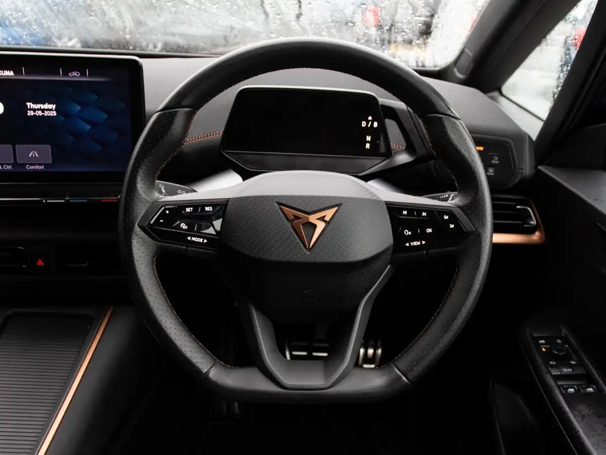 2022-cupra-born-e-v3-204ps-58kwh-big-20
