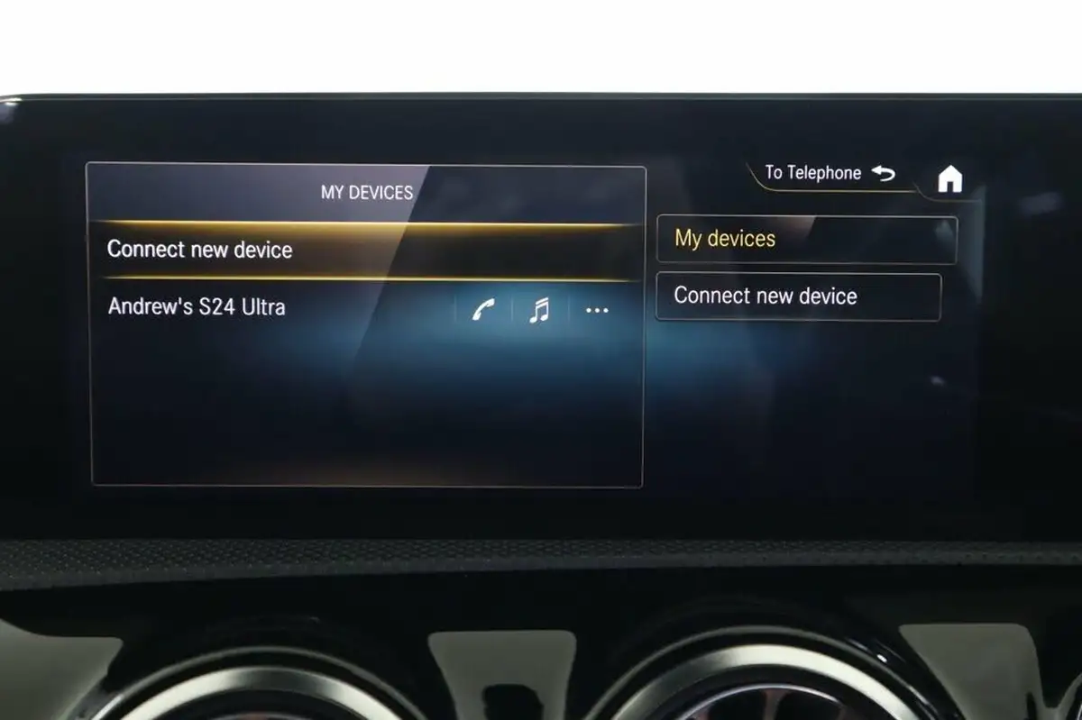 2021-mercedes-benz-a-class-13-a250e-amg-line-premium-hatchback-5d-big-34