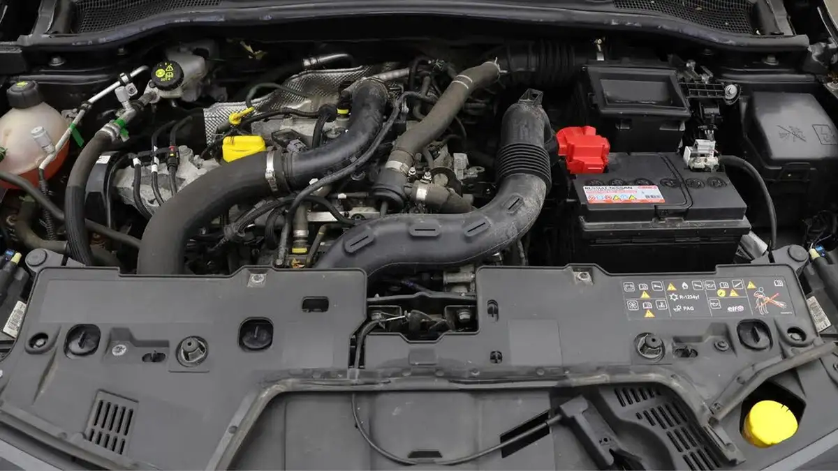 2018-renault-clio-09-tce-gt-line-big-18