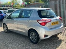 2018-toyota-yaris-15-vvt-i-icon-hybrid-small-5