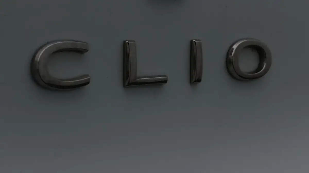 2023-renault-clio-16-techno-big-20