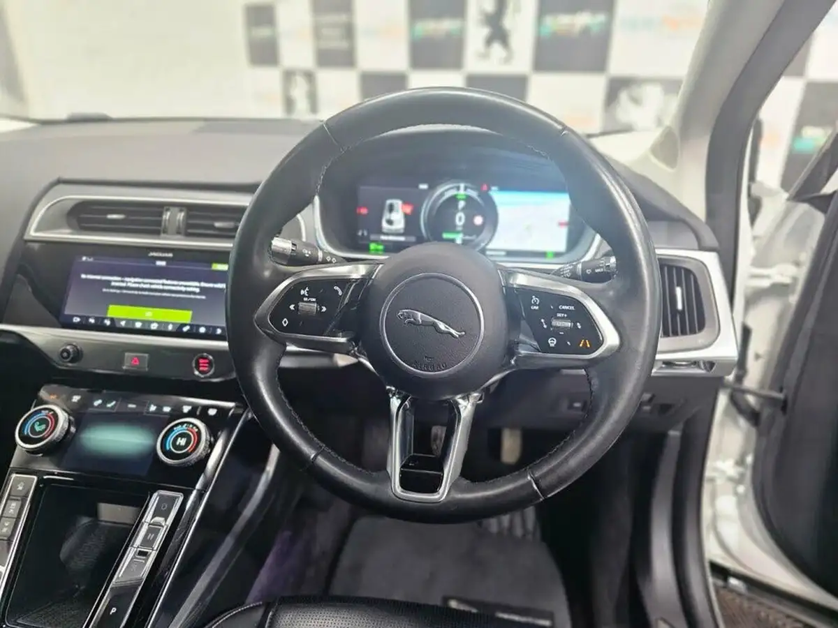 2019-jaguar-i-pace-ev400-se-big-13