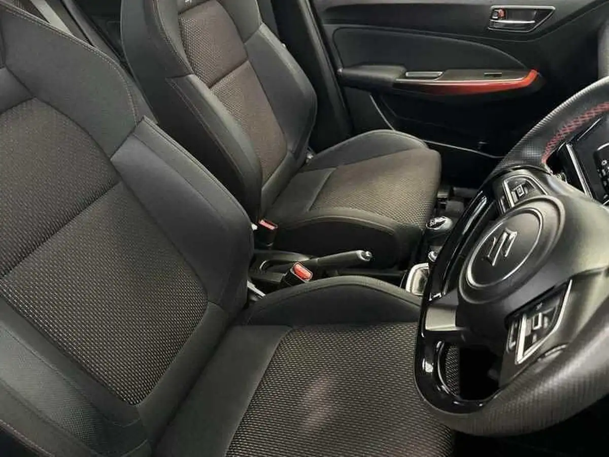 2018-suzuki-swift-14-boosterjet-sport-big-19