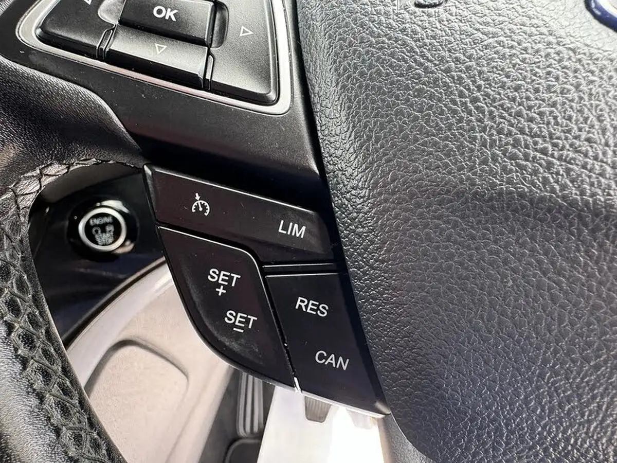 2017-ford-kuga-15tdci-titanium-ss-big-17