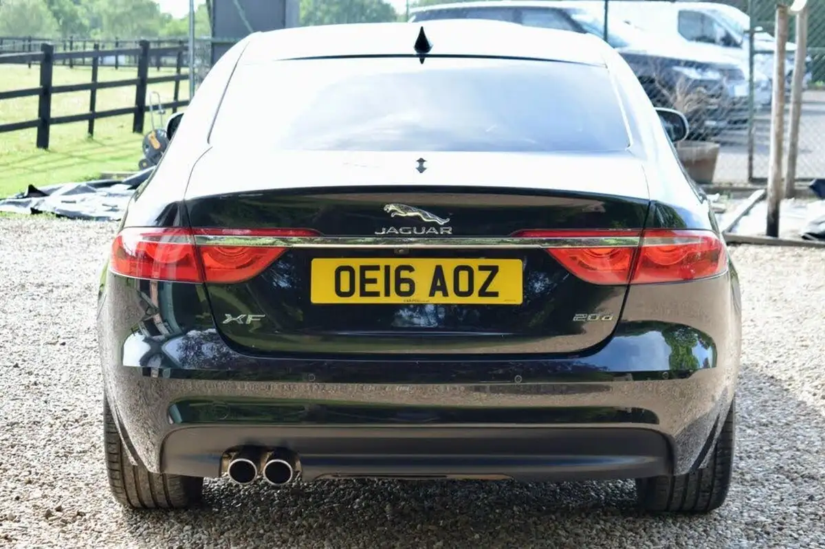 2016-jaguar-xf-20td-portfolio-180ps-auto-big-7
