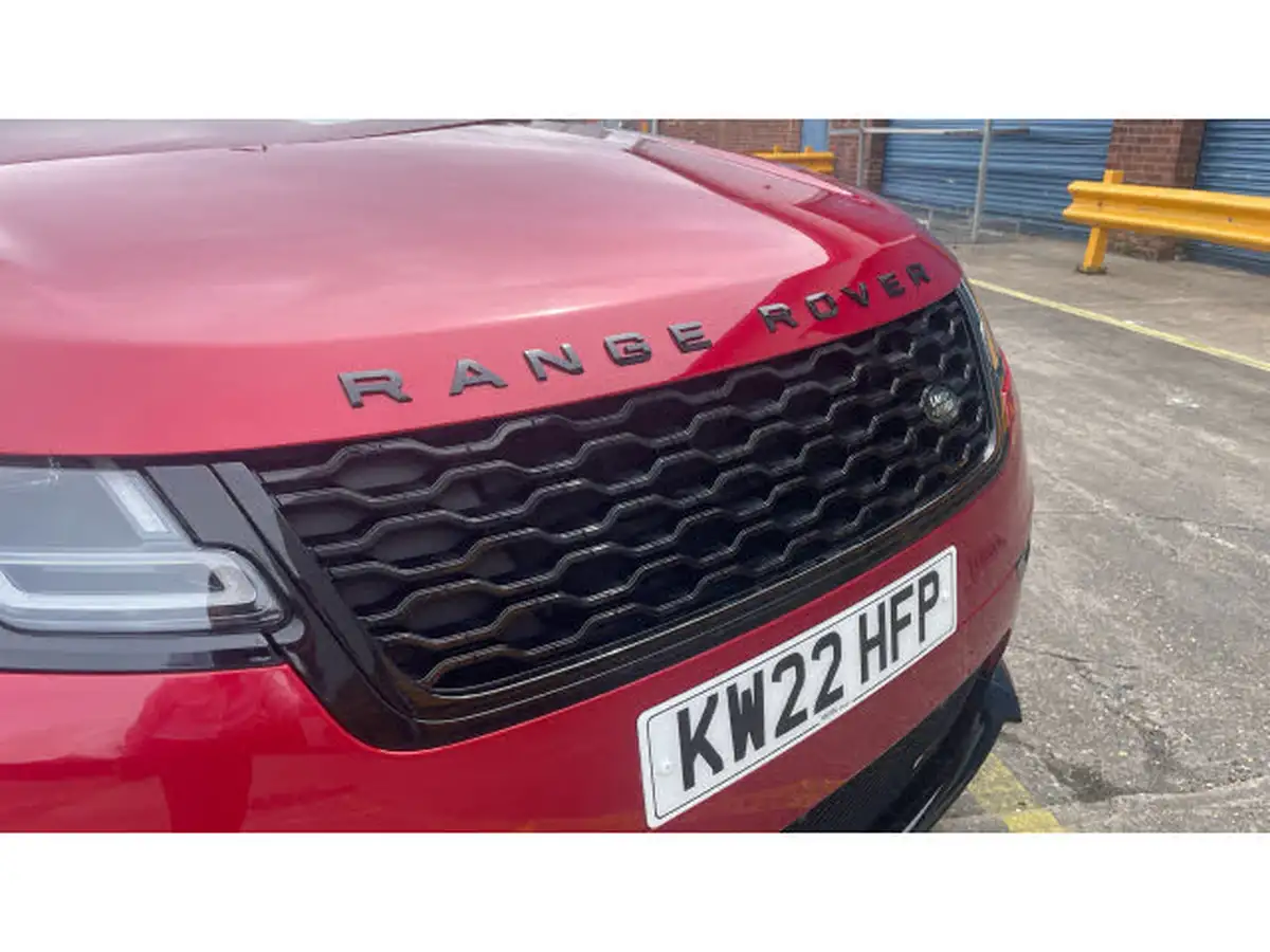 2022-land-rover-range-rover-velar-20-d200-velar-big-22