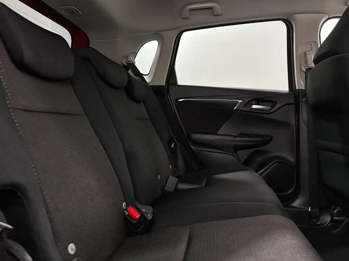 2016-honda-jazz-13-i-vtec-ex-cvt-big-37