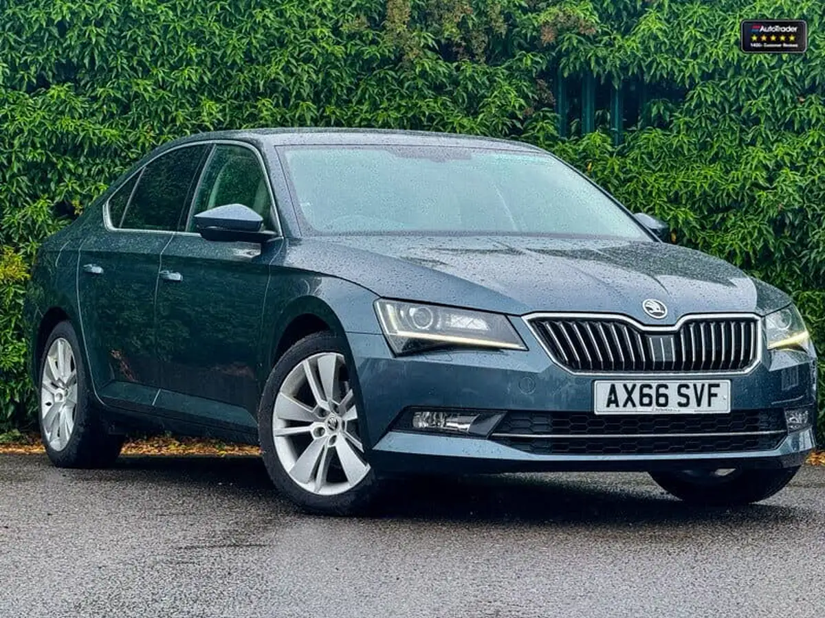 2016-skoda-superb-14-tsi-act-se-l-executive-hatchback-dsg-big-1