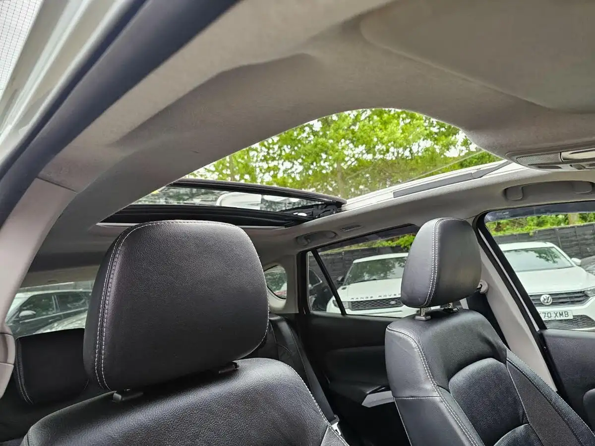 2013-suzuki-s-cross-16-sz5-allgrip-big-1