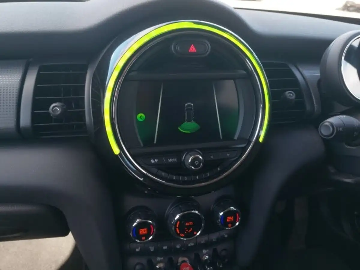 2019-mini-cooper-15-cooper-classic-hatchback-5d-big-11