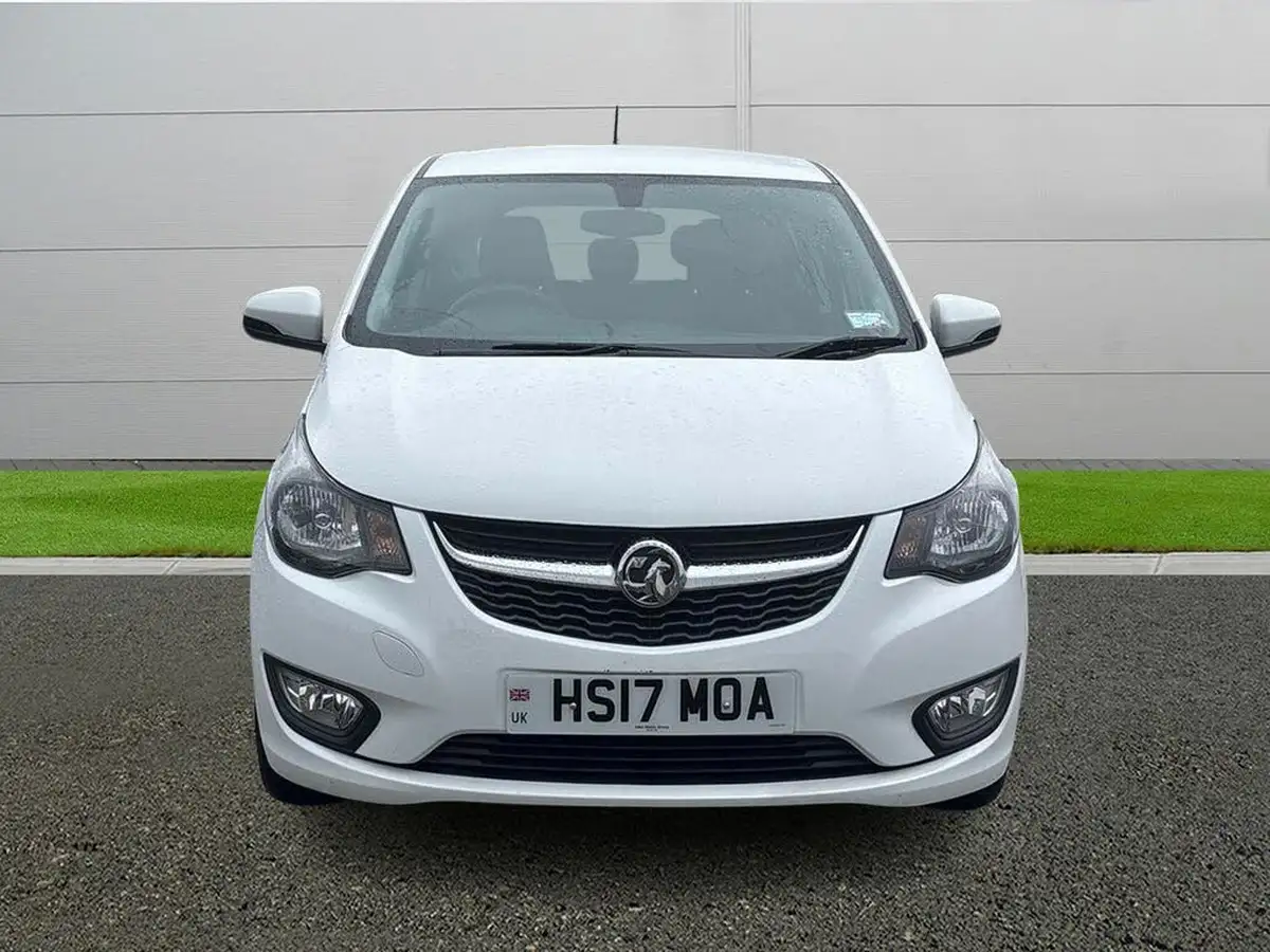 2017-vauxhall-viva-big-1