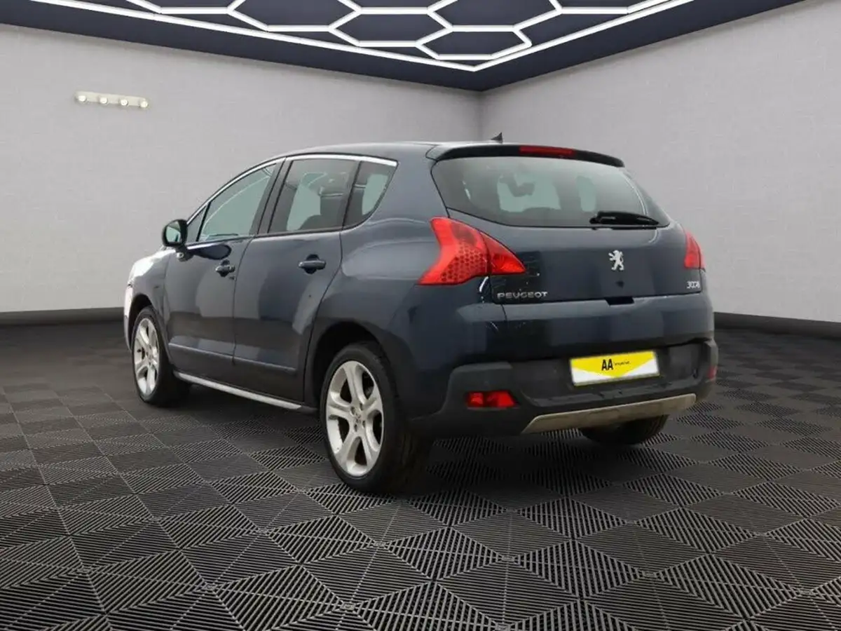 2013-peugeot-3008-crossover-16hdi-allure-big-3