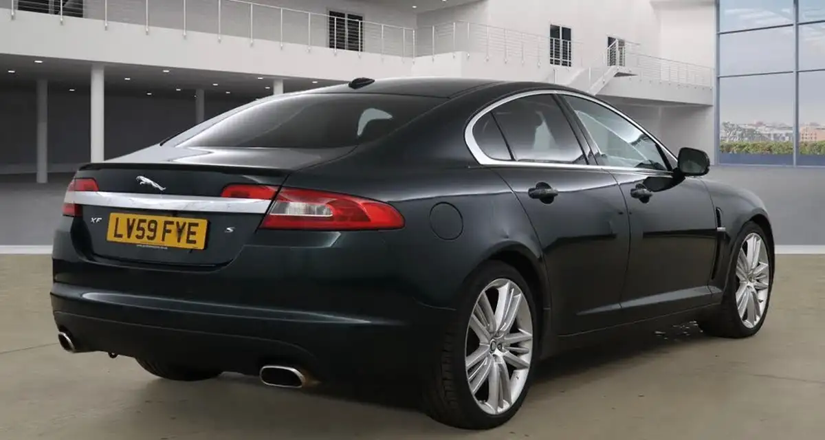2009-jaguar-xf-30td-s-portfolio-big-7