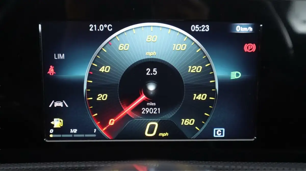 2021-mercedes-benz-a-class-13-a180-amg-line-hatchback-5d-big-9