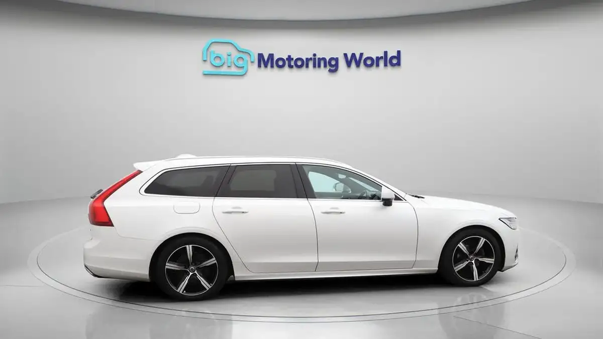 2019-volvo-v90-20td-d4-r-design-big-8