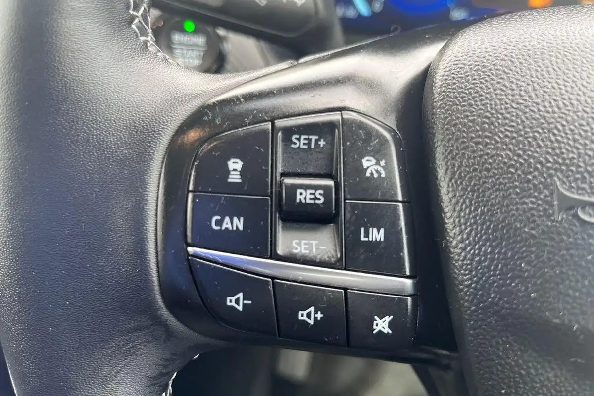 2022-ford-fiesta-10t-titanium-vignale-125ps-hybrid-mhev-powershift-big-15