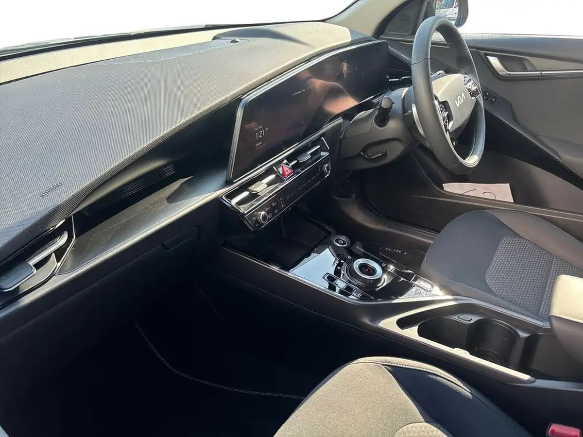 2024-kia-niro-ev-e-2-big-6