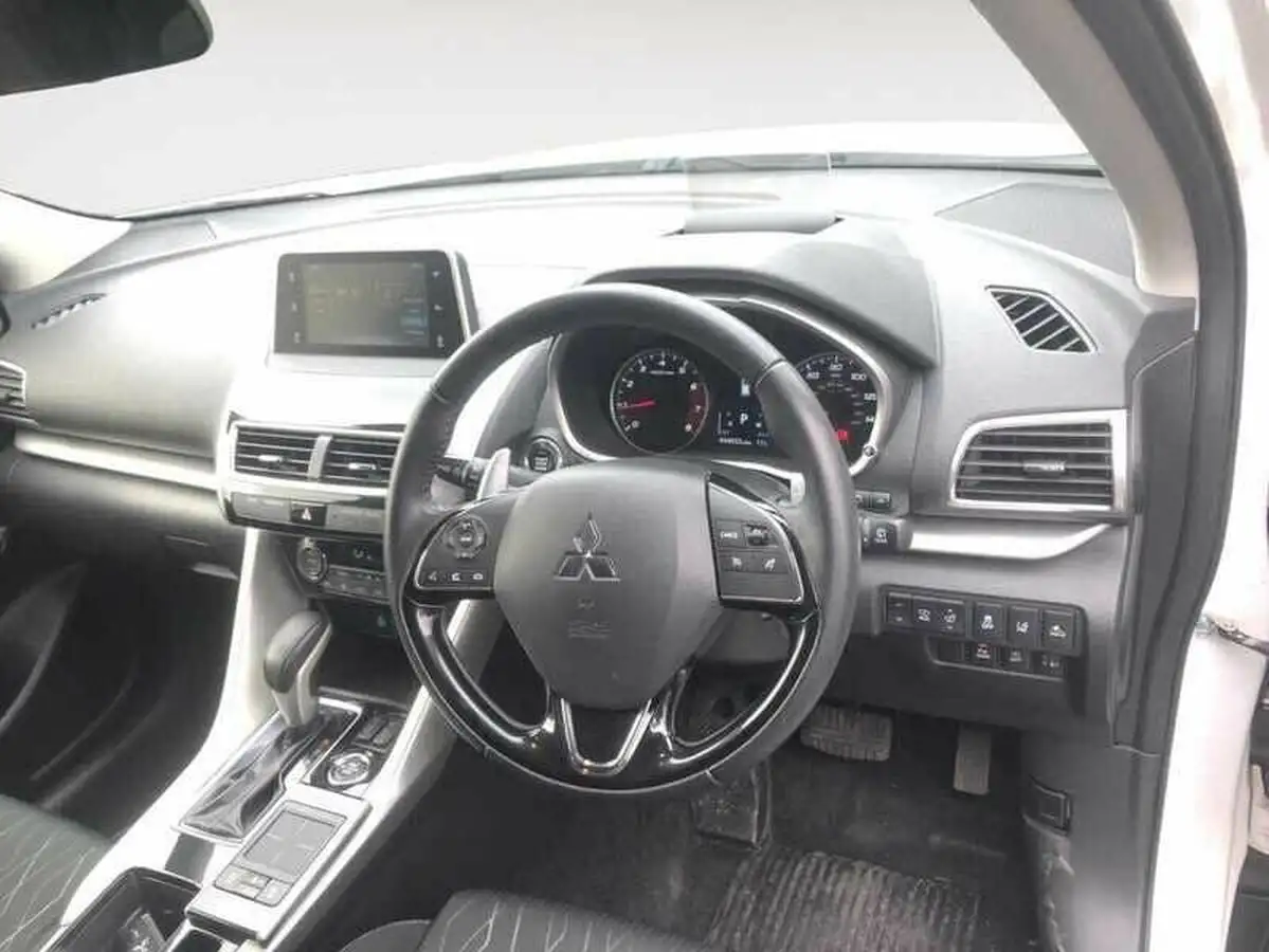 2019-mitsubishi-eclipse-cross-15-3-4wd-auto-big-4
