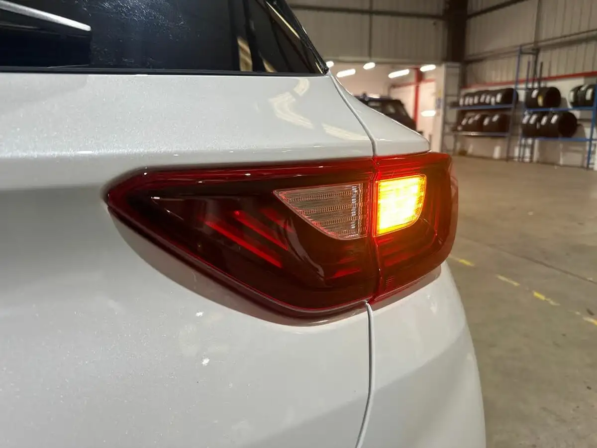 2024-kia-stonic-10-t-gdi-3-98bhp-dct-big-33