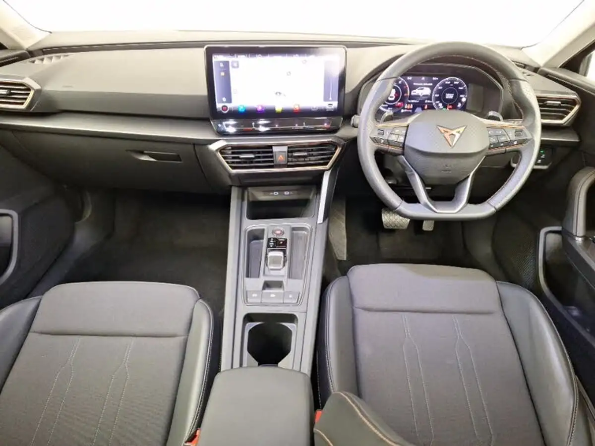 2024-cupra-leon-nf-15-etsi-v1-hatchback-big-2