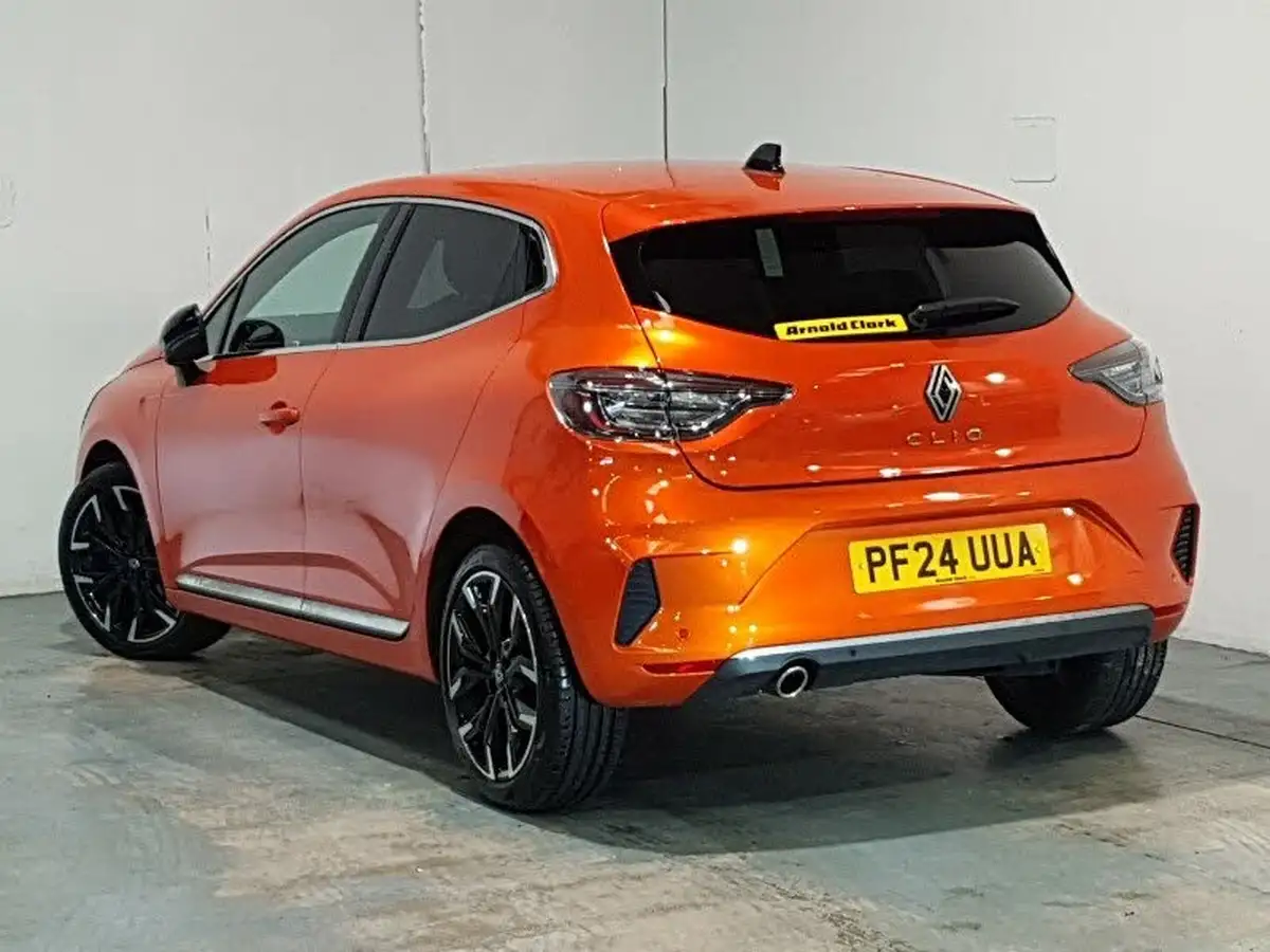 2024-renault-clio-10-tce-techno-big-1