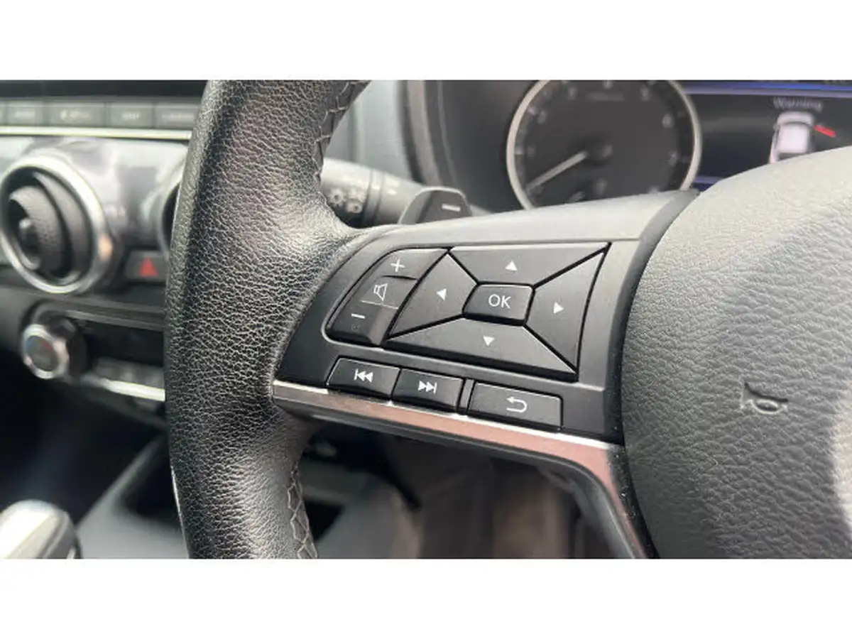 2021-nissan-juke-10-dig-t-n-connecta-dct-big-26