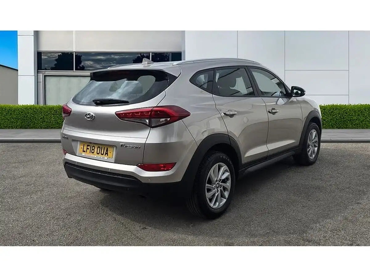2018-hyundai-tucson-16-gdi-blue-drive-se-nav-big-7