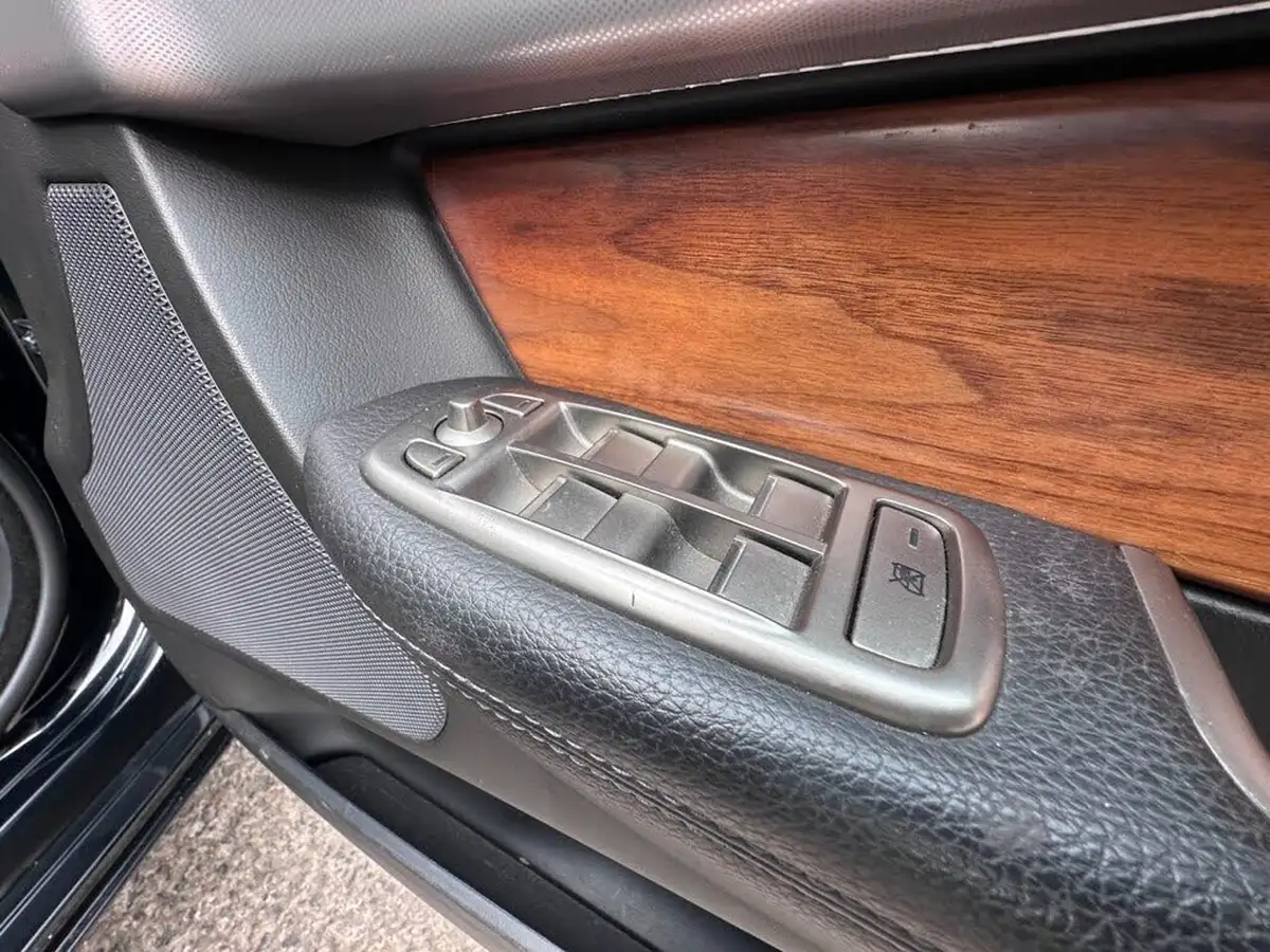 2008-jaguar-xf-27td-luxury-big-26