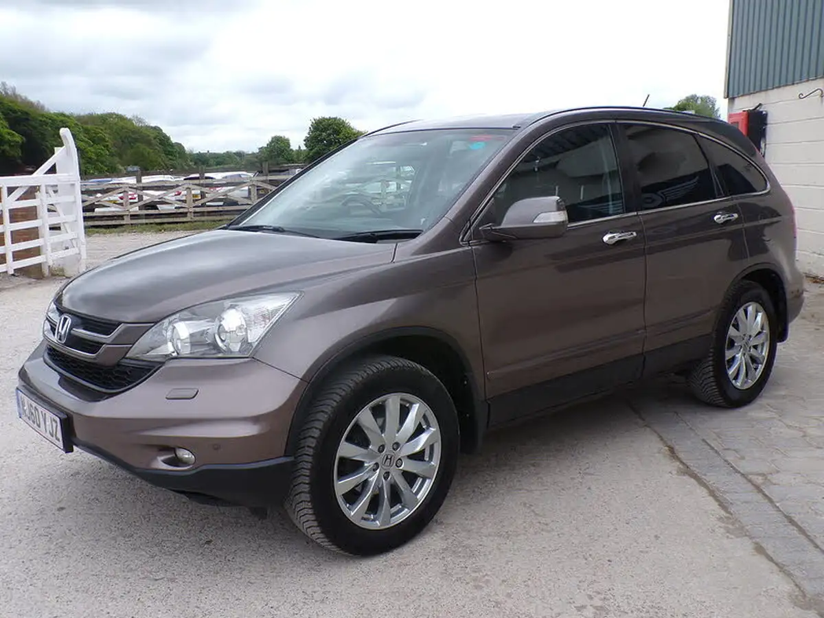2010-honda-cr-v-22td-es-t-big-3