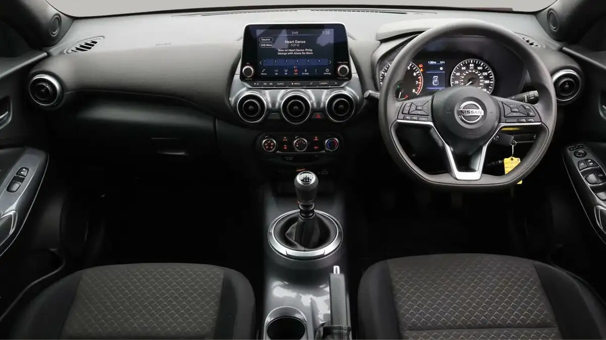 2021-nissan-juke-10-dig-t-acenta-117ps-big-13