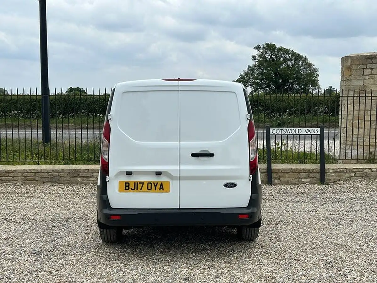 2017-ford-transit-connect-15tdci-l1-200-econetic-big-3