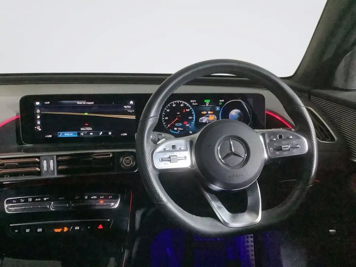 2021-mercedes-benz-eqc-e-eqc-400-amg-line-premium-big-2