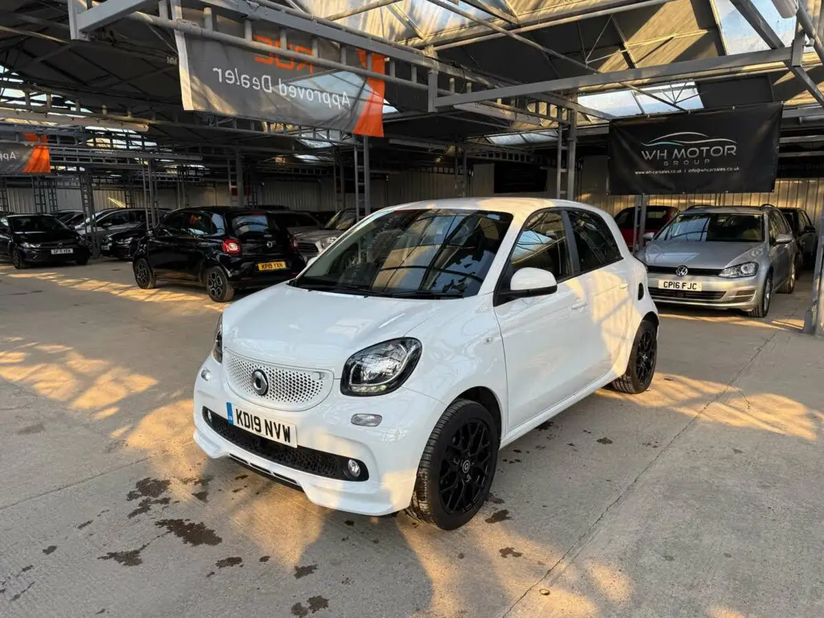 2019-smart-forfour-10-urban-shadow-edition-big-14