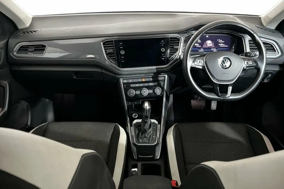 2021-volkswagen-t-roc-15-tsi-sel-dsg-big-11