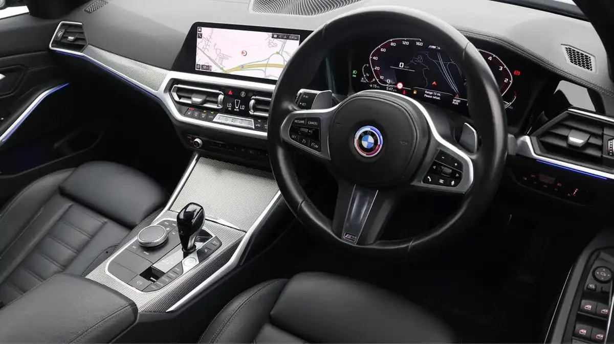 2022-bmw-3-series-30td-m340d-xdrive-saloon-4d-big-8