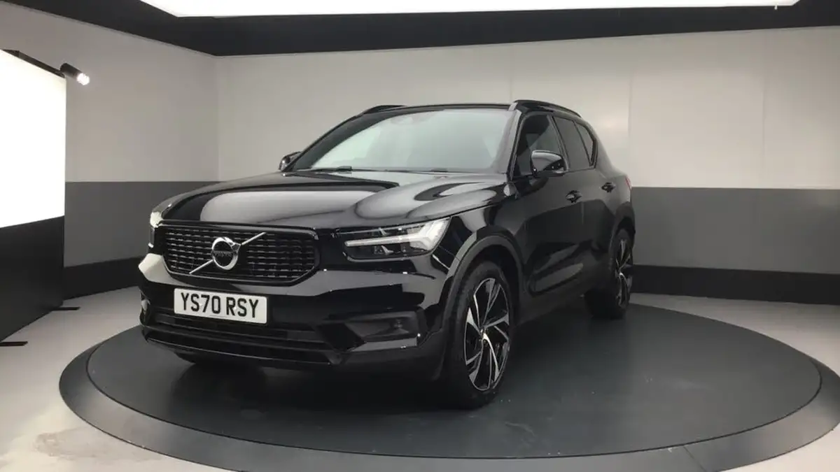 2020-volvo-xc40-15-t3-r-design-pro-geartronic-big-6
