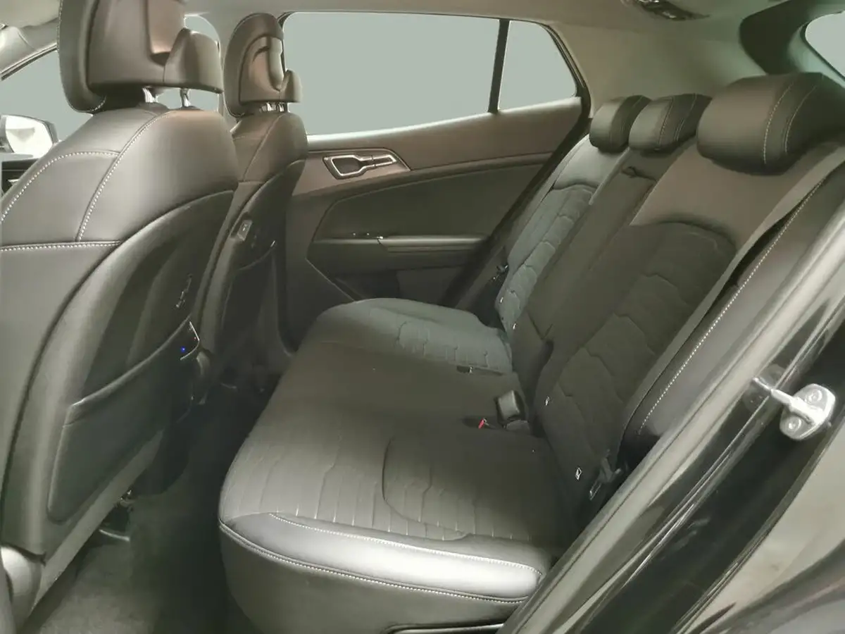 2022-kia-sportage-16-t-gdi-3-226bhp-hev-1598cc-auto-big-32