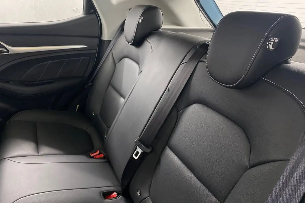 2021-mg-zs-suv-e-exclusive-ev-big-14